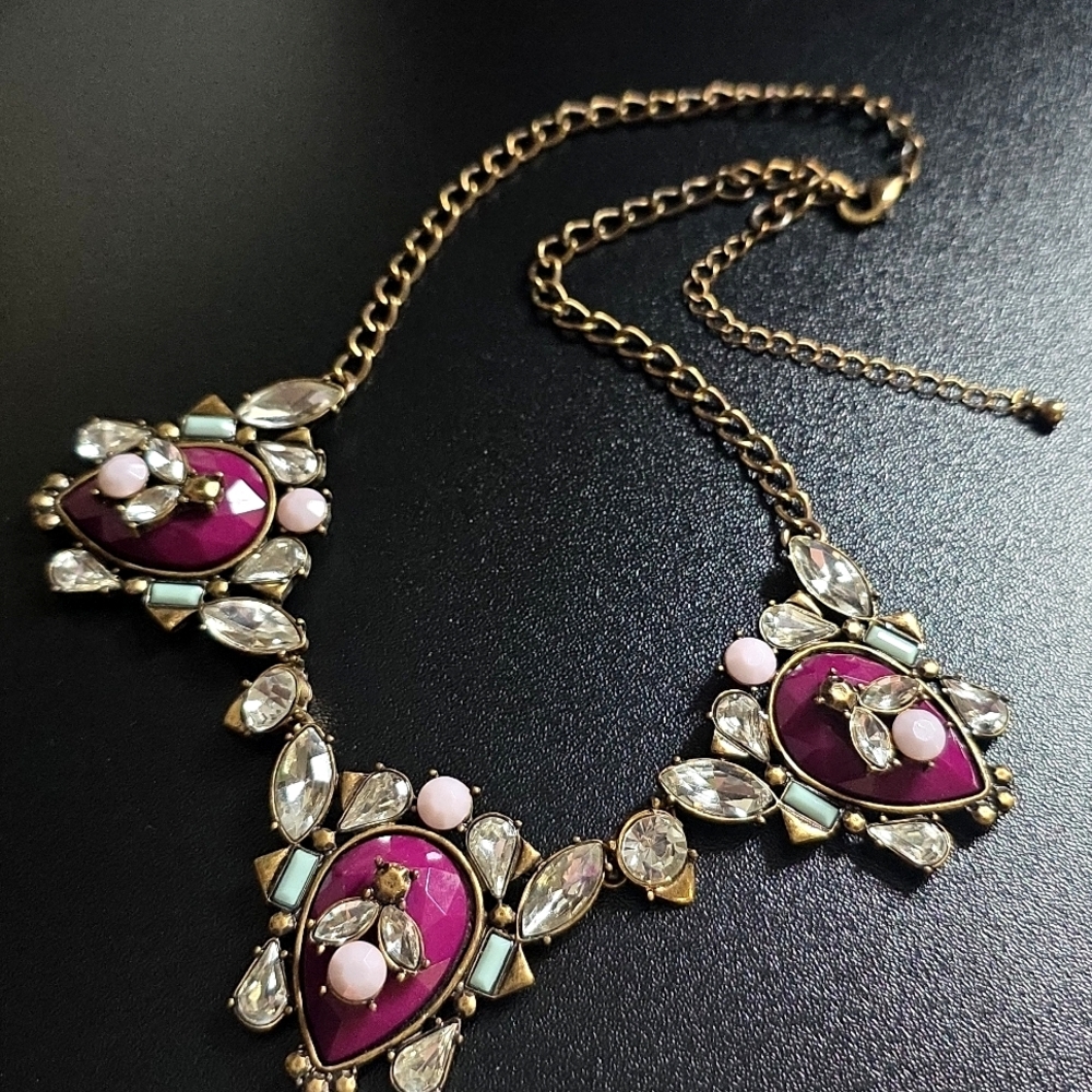 Bold Statement Necklace - image 3
